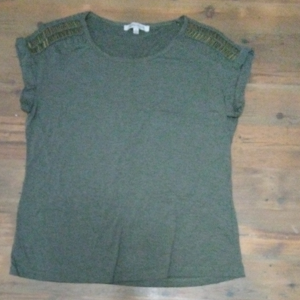 Rose & Olive Short Sleeve Top in Olive with Embellished Shoulders